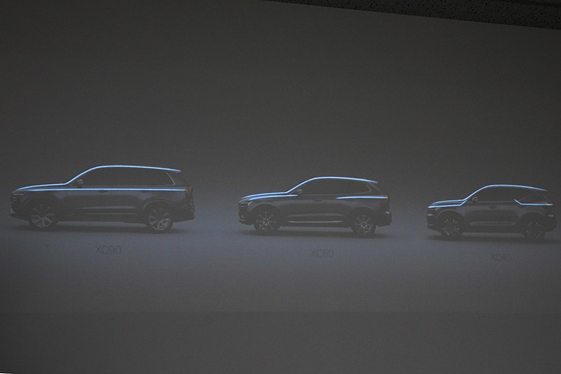 シルエットが異なる。XC90が直線的でエレガント、XC60はよりマッスルでスポーティに、XC40はSF映画にあるようなタフなデザイン