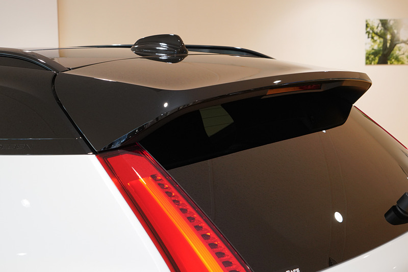 リアスポイラー