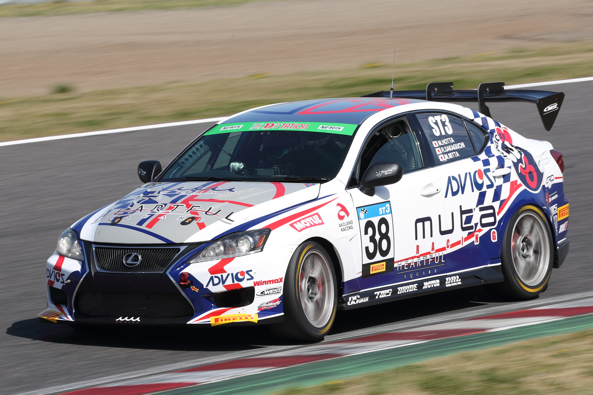 1位 No.38 muta Racing ADVICS IS350 TWS（GSE21）堀田誠/阪口良平