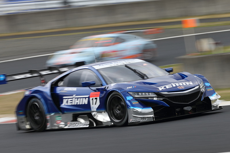ポールポジションは17号車 KEIHIN NSX-GT（塚越広大/小暮卓史組）