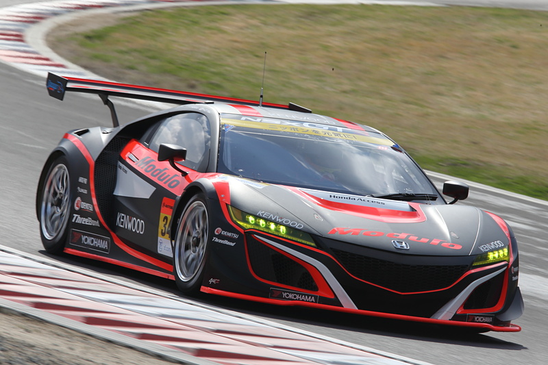 34号車 Modulo KENWOOD NSX GT3（道上龍/大津弘樹組）