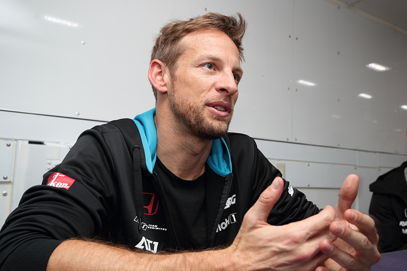 2018年シーズン、SUPER GTに参戦するF1世界チャンピオン ジェンソン・バトン選手