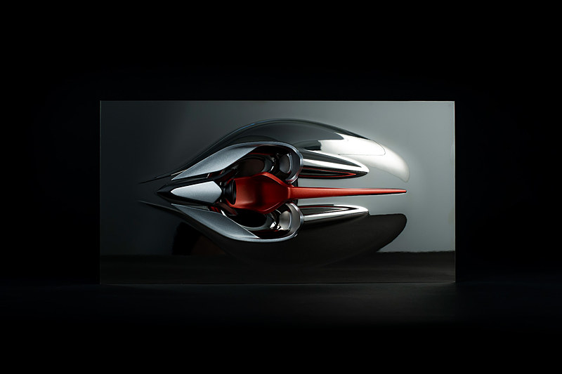 100時間以上の製作時間をかけて作られたスカルプチャー「スピード・フォーム」。Hyper-GTのインテリアを精密に再現したもので、1つひとつに番号が付けられた非売品とのこと