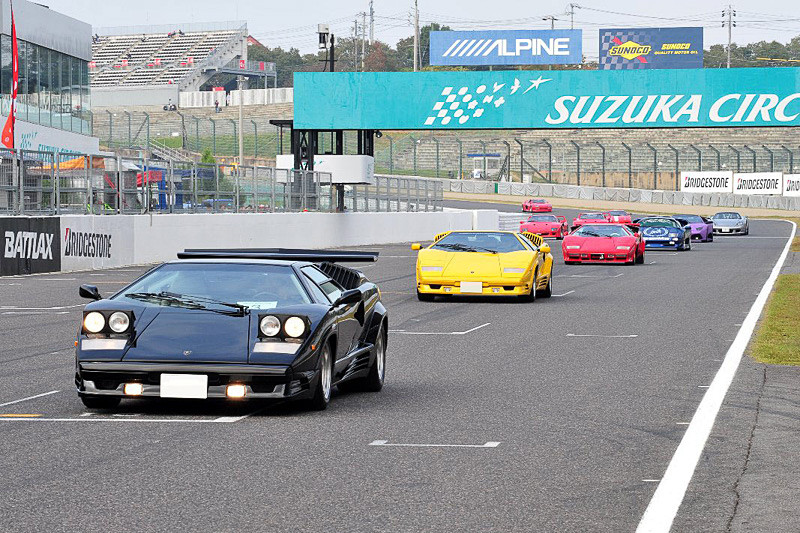 4月29日～30日に40台以上のスーパーカーが集まる「スーパーカーフェスティバル」を開催