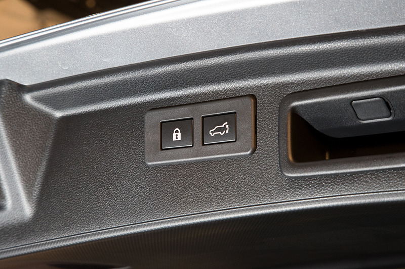 パワーリアゲートのスイッチ