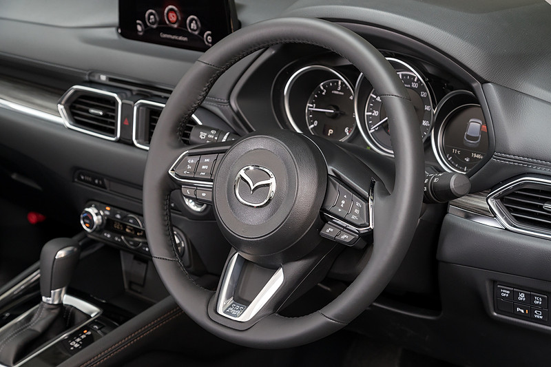 XD L Package（4WD）のインテリア