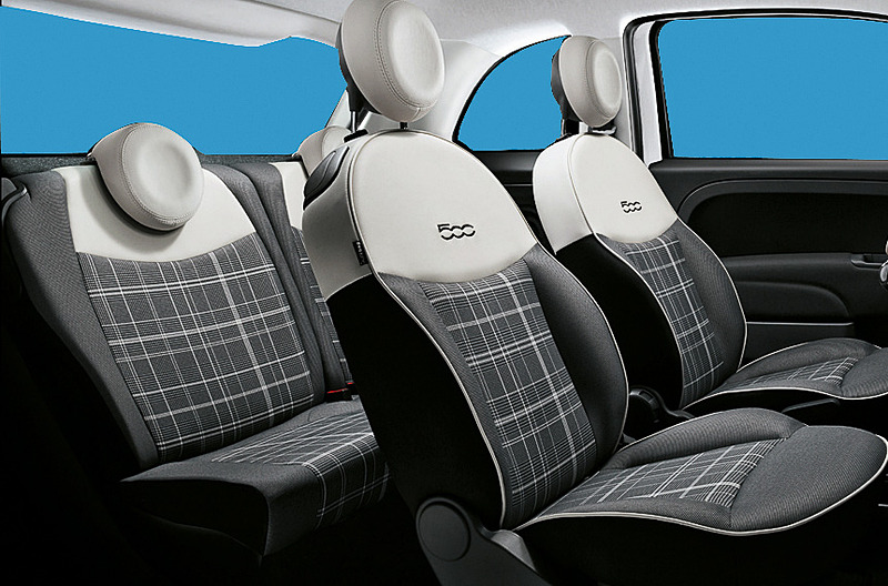 インテリアは晴れやかなイタリアの青空をイメージしたデザイン