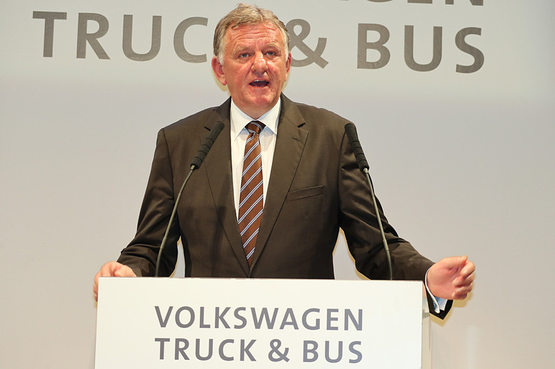 レンシュラー氏はフォルクスワーゲン トラック＆バスは2015年にスタートした会社だが、自動運転やコネクティッド技術の先進技術を有していると説明