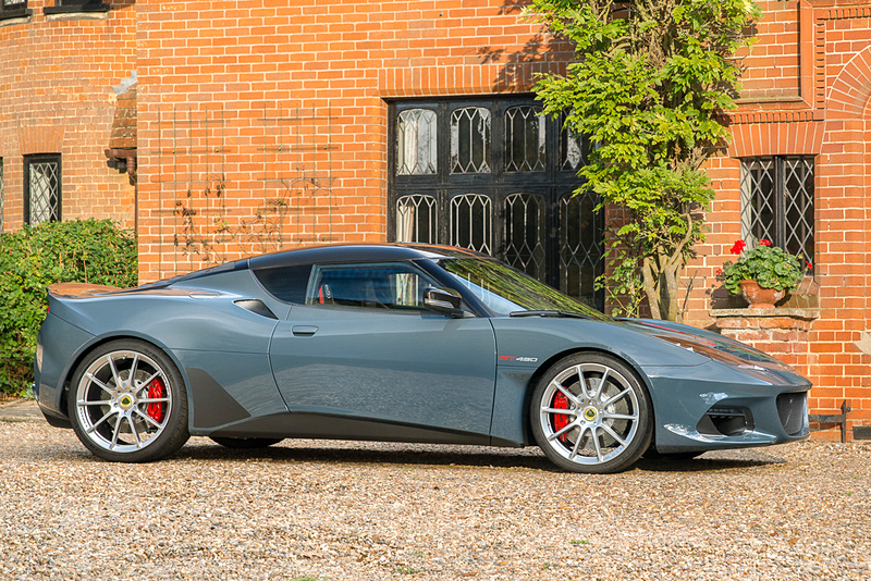 「エヴォーラ GT430 スポーツ」（1782万円）