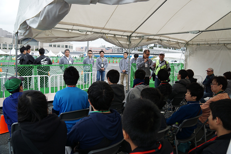 講習にはマツダ「ロードスター」、トヨタ自動車「86」、スバル「BRZ」といったスポーツカーを使用