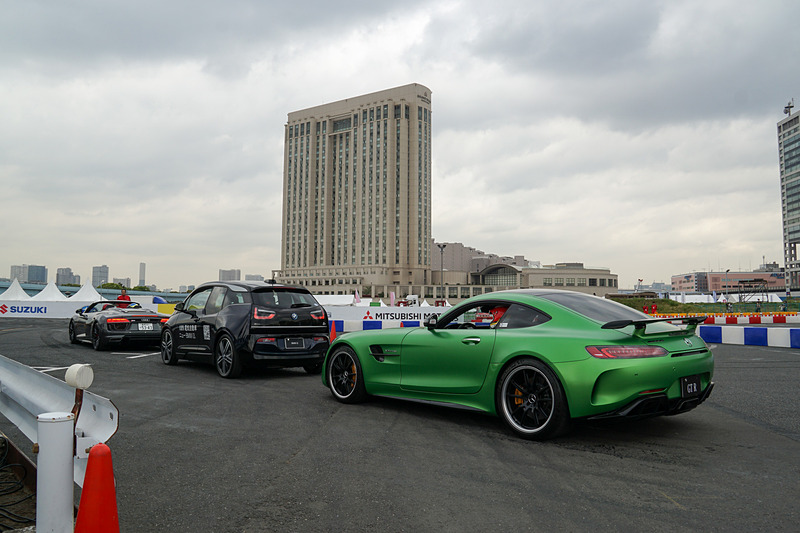 「ドイツ3メーカー同乗デモラン」は、アウディ、BMW、メルセデス・ベンツの3メーカーの車両に同乗できた