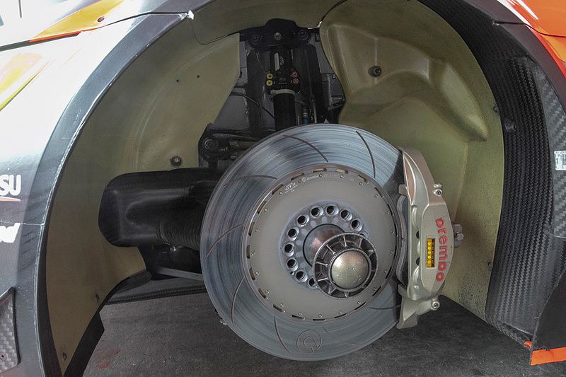 フロントサスペンション