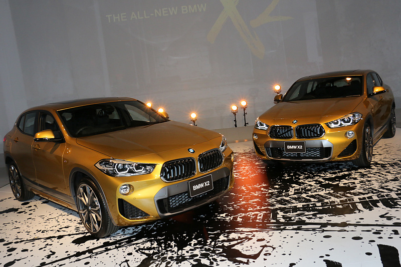 ボディサイズは4375×1825×1535mm（全長×全幅×全高）、ホイールベースは2670mm。車両重量はX2 sDrive18iが1500kg、X2 xDrive20iが1620kg