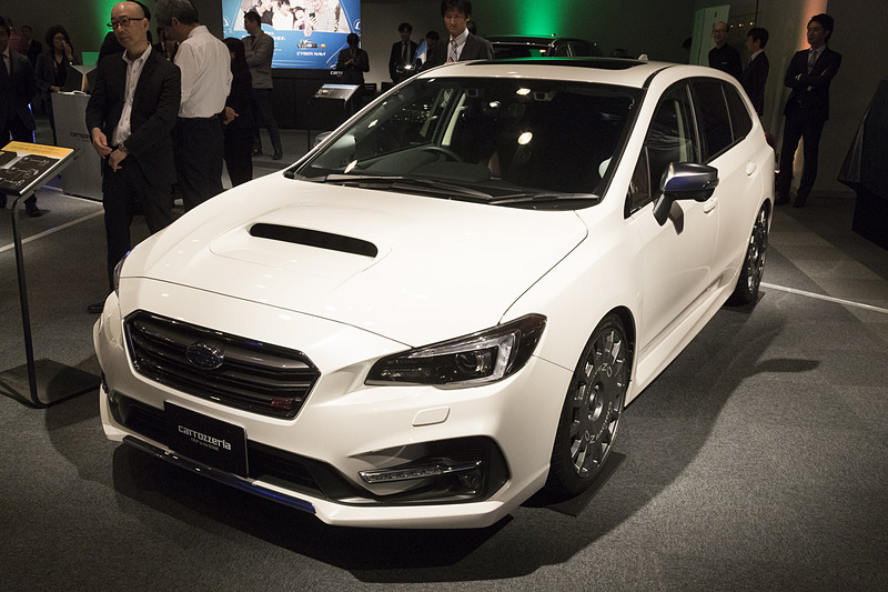 サイバーナビ Xシリーズを装着していたスバル「レヴォーグ」