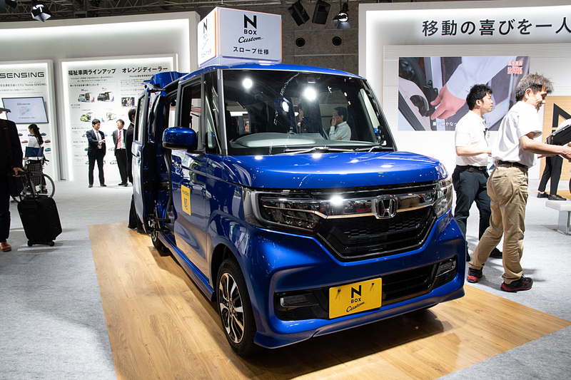 こちらはカスタムのスロープ仕様