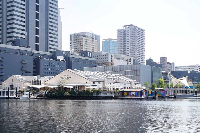 「イタリア・アモーレ・ミオ！」でランボルギーニの車両が展示される天王洲アイル・キャナルサイドは、港湾沿いにある