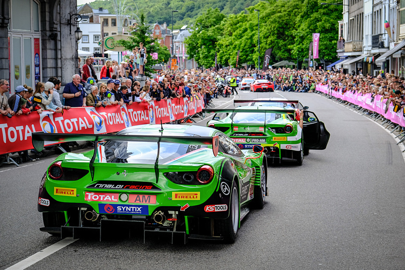 2017年スパ24時間レースでの公道パレード風景
