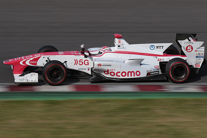 スタートで失敗しつつも、予選と同様3位になった野尻智紀選手（5号車 DOCOMO DANDELION M5S SF14/Honda HR-417E）