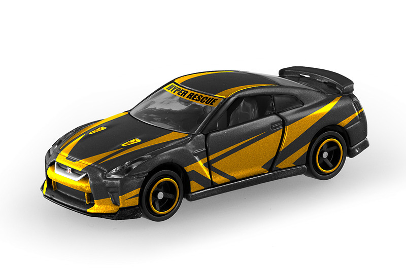 「機動救急警察専用車 NISSAN GT-R 特機ver.」