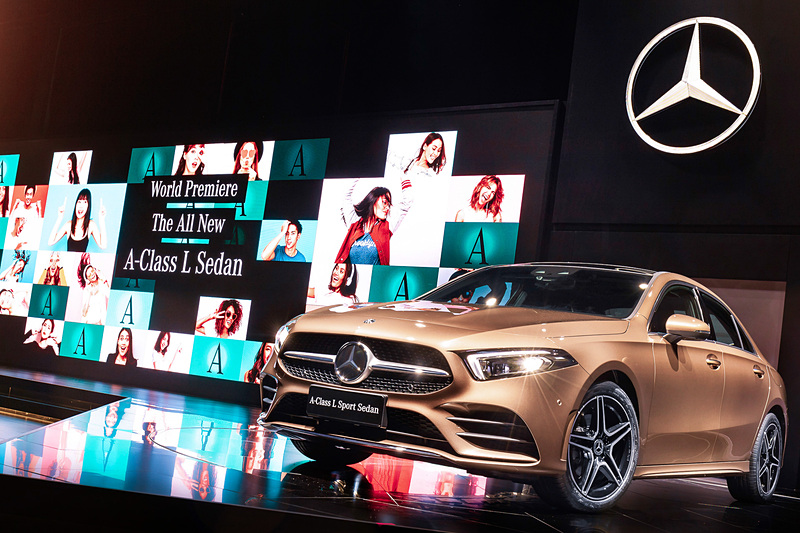 Aクラス L セダン