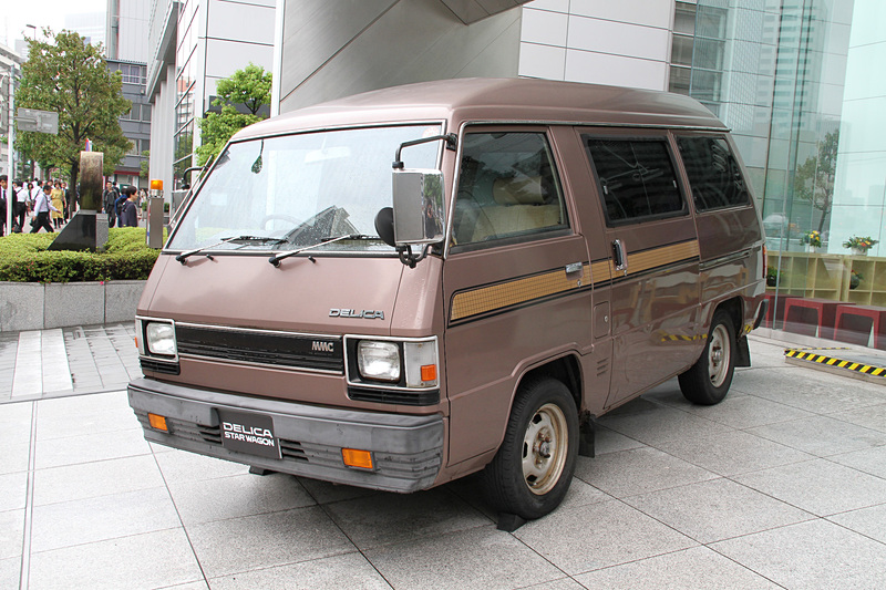 1984年式の2代目デリカ スターワゴン