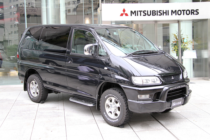 2005年式の4代目デリカ スペースギア