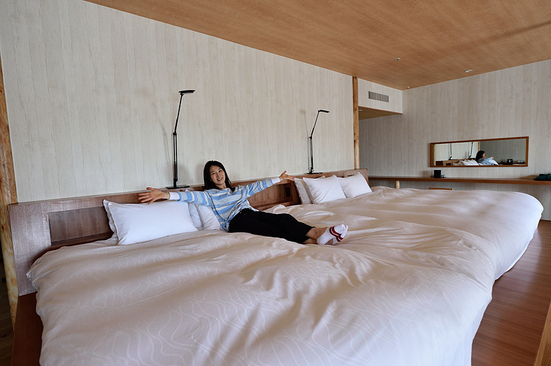 キングサイズのベッドが2つ!!　さらにエクストラベッドを追加することも可能です