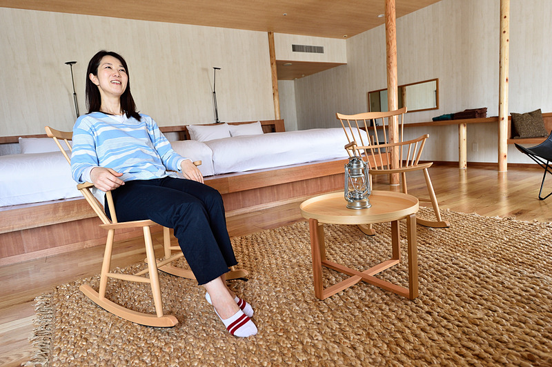 ロッキングチェアやハンモックなどもあって贅沢な時間が過ごせそうです