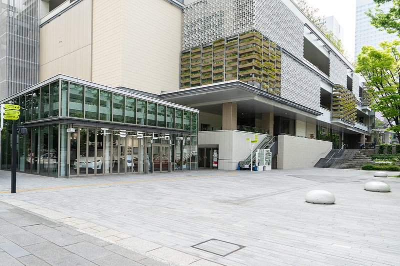 テスラデザインスタジオ横浜は「MARK IS みなとみらい」の一角にある