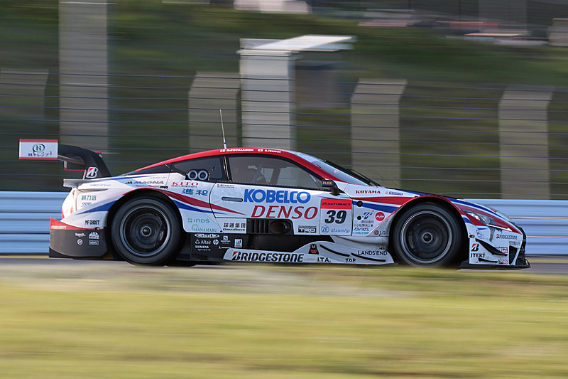 39号車 DENSO KOBELCO SARD LC500