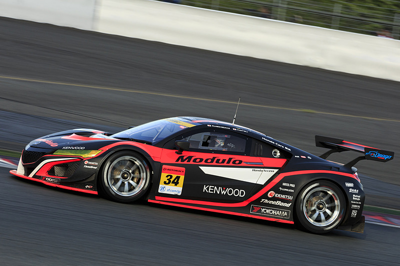 いよいよ予選がスタート。アタックは道上選手が担当