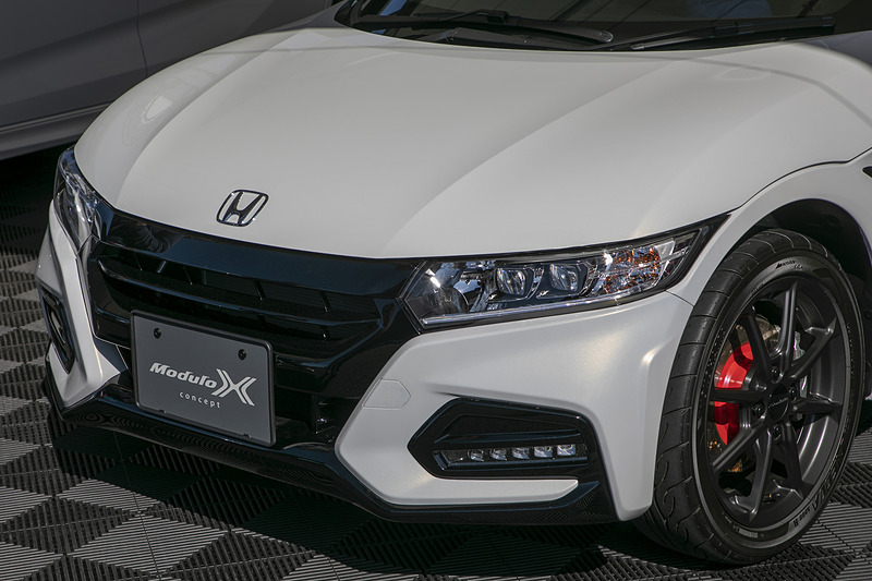 S660 Modulo X Conceptのフロントバンパー。他のModulo Xモデル同様、ストリート走行でもハッキリ効果を感じるよう、空力を突き詰めた形状。ルックスも非常にいい