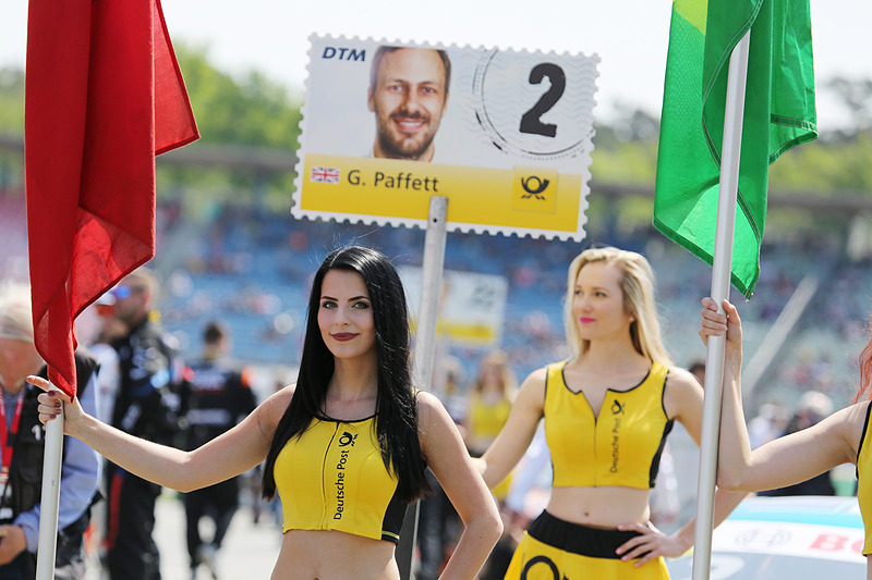 ポールポジションはガリー・パフェット