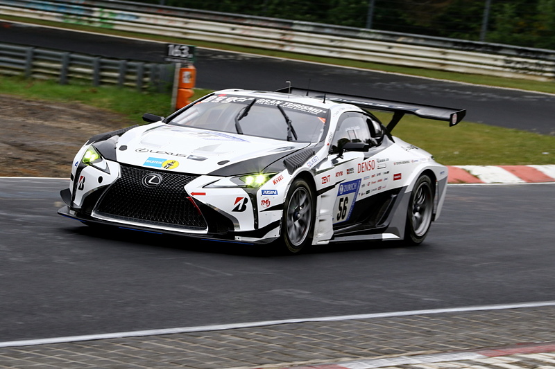 練習走行を行なう56号車「LEXUS LC」