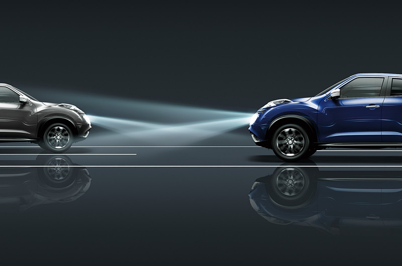 ジュークに「ハイビームアシスト」を標準装備