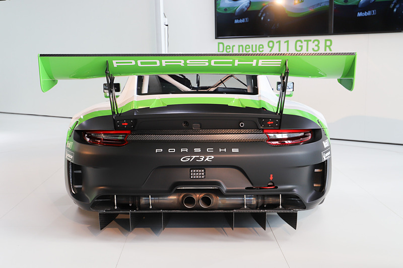 新型911 GT3 R