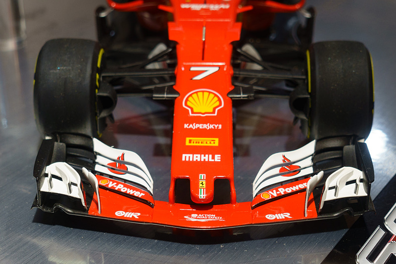 細部や底面など、普段見づらいところが容易に見られるのが模型のよいところ