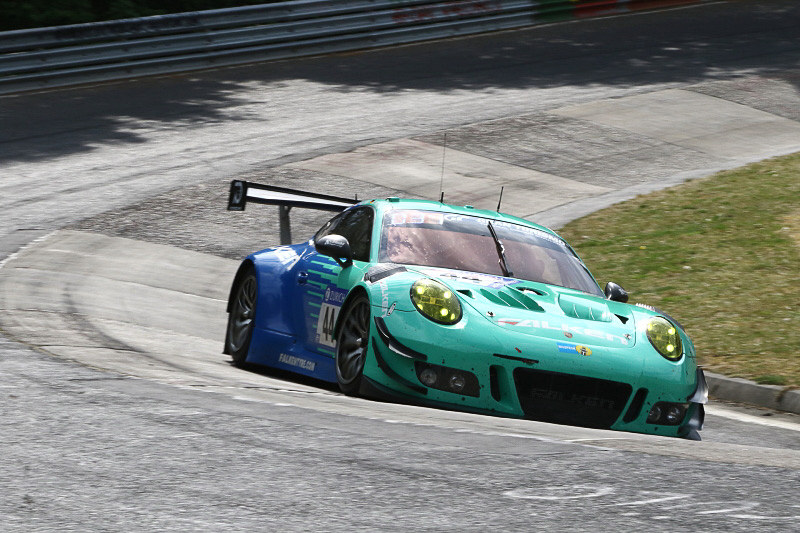 44号車Falken Motorsportsのポルシェ911 GT3R