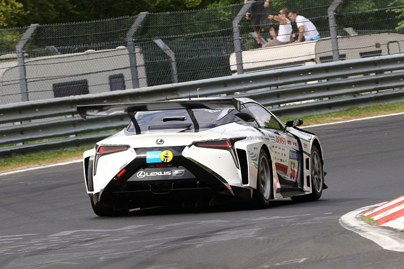 56号車のLexus LC
