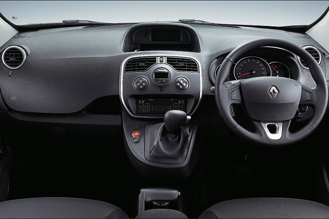 カングー クルールのインテリア