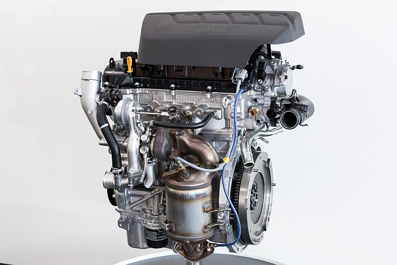 最高出力140PS、最大トルク230N･mを発生する直列4気筒DOHC 1.4リッター直噴ターボ「K14C」型“ブースタージェットエンジン”。会場では内部の様子をAR技術でもチェックできる