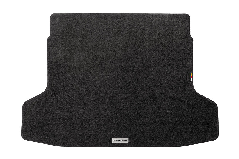 ラゲッジスペースのフロアを保護する5人乗り仕様車用「スポーツラゲッジマット」（1万6200円）