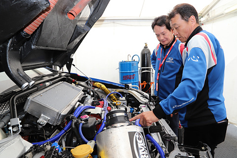 スバルテクニカインターナショナルSTI デルマックス225/45ZR18 96W