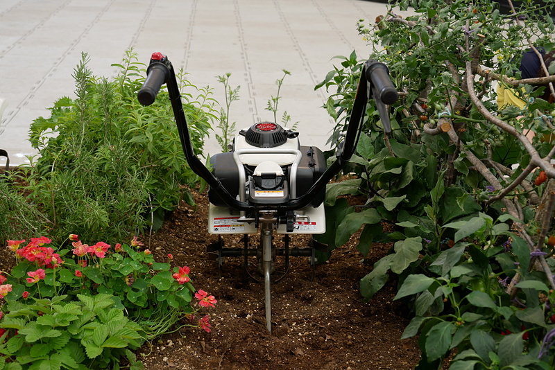 車軸ローター式耕うん機「ピアンタ FV200」