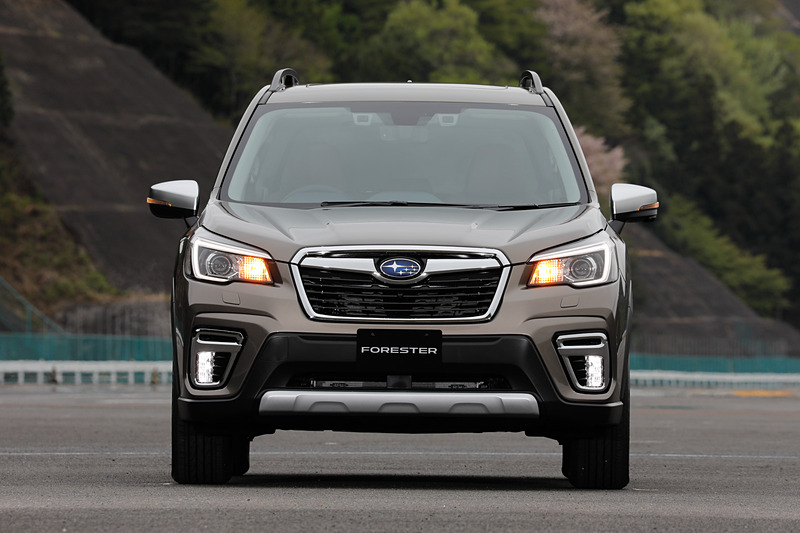 新型フォレスターで「e-BOXER」を搭載する「Advance」（プロトタイプ）