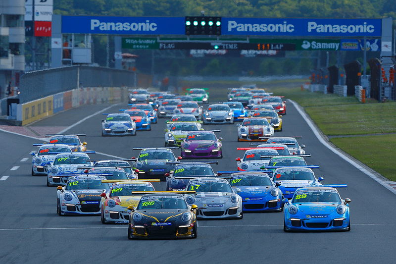 PCCJ＆PCCAエキシビジョンレース