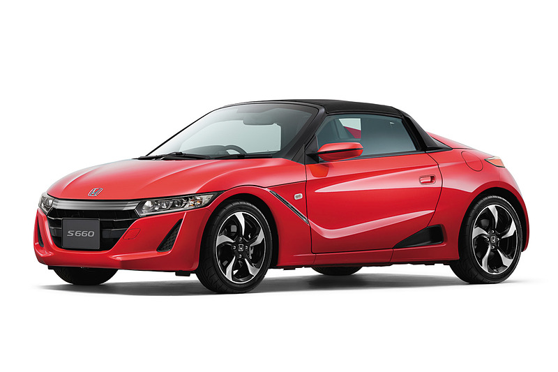 S 660 α（フレームレッド）