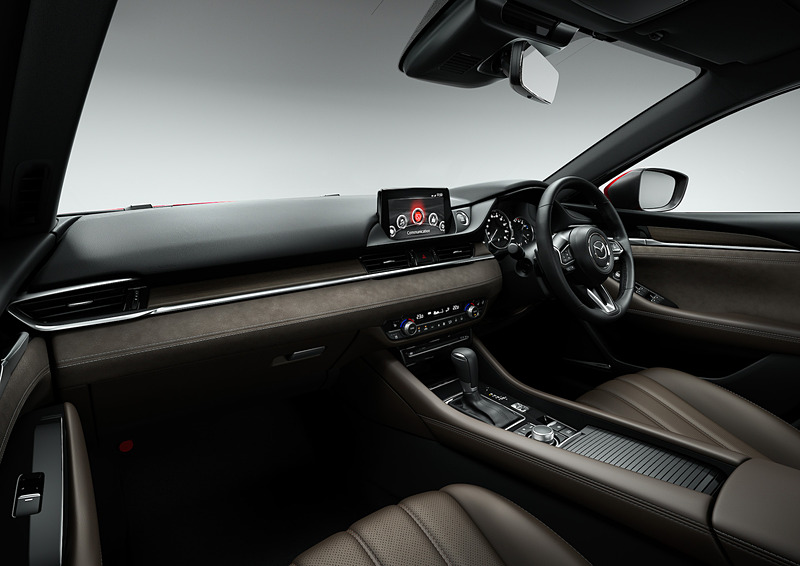 オリエンタルブラウンのインテリアカラー