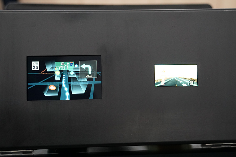 ヘッドアップディスプレイ用高性能液晶ディスプレイ