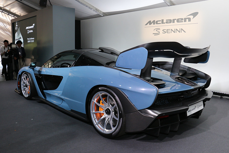 ボディサイズは4744×2051×1229mm（全長×全幅×全高。全幅はミラー格納時）、ホイールベースは2670mm。車両重量は1198kg